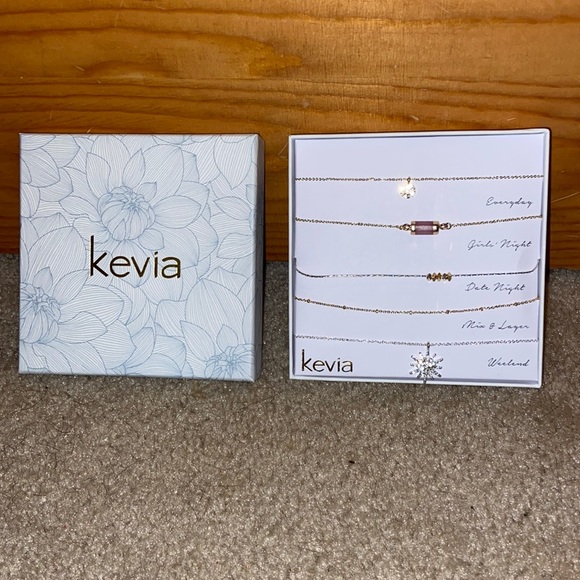 kevia Accessories - Kevia necklace set